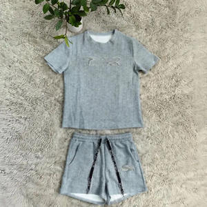 Survêtements d'été décontractés personnalisés ensemble court 2 pièces pour femmes ensemble de t-shirt à manches courtes en coton pour hommes ensemble de shorts d'été unisexe pour femmes - Product Image 3
