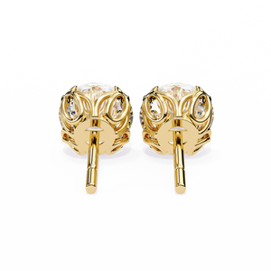 Boucles d'oreilles uniques en or 18 carats avec diamant de laboratoire pour fiançailles - Product Image 4
