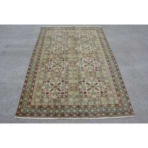 Alfombra turca clásica verde marrón Vintage 4,3x6,7 pies diseño de retazos algas marinas de lana con respaldo de látex para sala de estar de Casa adolescente - Product Image 1