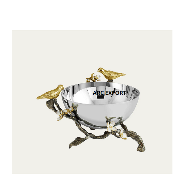 สีเงินและสีดำ