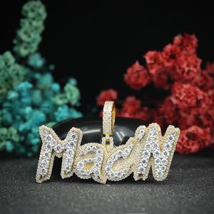 Colgante Personalizado de Hip Hop, Plata de Ley 925, Moissanita VVS, Corte Brillante Redondo, Diamante, Letra con Nombre - Product Image 1