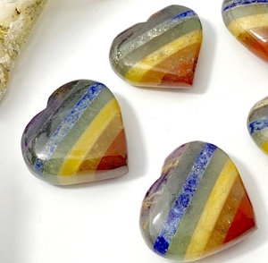Pierres de méditation en forme de cœur, pierres précieuses polies, pierres naturelles des 7 chakras pour l'amour et la guérison - Product Image 3