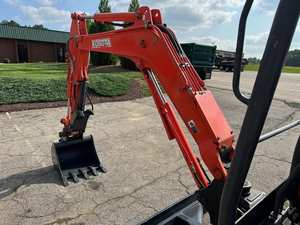 Mini-excavatrice Kubota KX71-3 2018, 2,6 tonnes, excavatrice compacte, moteur 27,5 CV, équipement de construction d'occasion fiable à vendre, origine américaine - Product Image 2