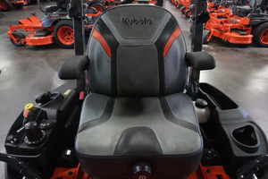 Cortadoras de Césped Kubota Z412KWNC-48 de Giro Cero en Buen Estado de Funcionamiento - Product Image 6