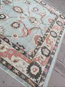 Tapis tufté à la main à la main en multicolore vibrant beau motif abstrait taille personnalisable disponible - Product Image 2