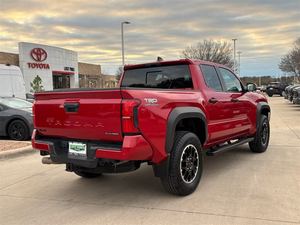 Encantadora Toyota Tacoma TRD Pro 2025 Roja, Todoterreno, <span class=keywords><strong>Motor</strong></span> Híbrido, Autos Usados, Asientos de Cuero, Techo Corredizo, SUV, Camioneta, al Mejor <span class=keywords><strong>Precio</strong></span> - Product Image 3