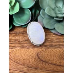 Anillo Reda Galvan con Incrustaciones de Piedras Lunares, Moderno y Elegante, con Baño de Oro Rosa, Talla 8, Regalo Perfecto - Product Image 4