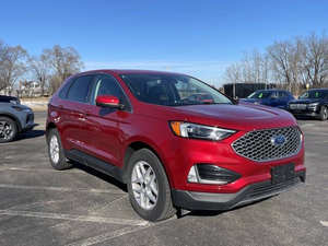 ÉTAT SUPÉRIEUR UTILISÉ 2023 Ford Edge - Product Image 2