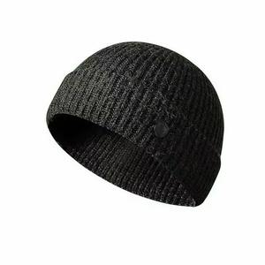 Bonnet en tricot d'hiver pour hommes: bonnet de ski à manchette câblée pour une chaleur et un style ultimes - Product Image 3