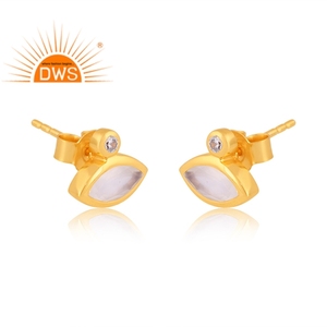 Venta caliente 925 Plata de Ley 18K Chapado en oro Cz & Rainbow Moon Stone Gemstone Stud Pendiente Demi Fine Jewelry Fabricante - Product Image 2