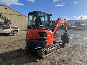 Miniexcavadora Hitachi 2023 con válvula hidráulica Kawasaki, peso operativo de 3 toneladas centrado en componentes del motor central - Product Image 4