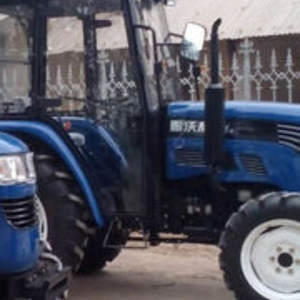 Tracteurs agricoles de qualité à vendre avec moteur longue durée structure de réparation facile et puissance fiable pour les travaux exigeants sur le terrain - Product Image 1