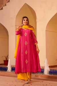 Kurta long pour femmes avec pantalon, vêtements ethniques traditionnels élégants, fabricant en gros, meilleur prix - Product Image 4