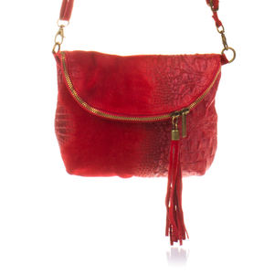 Sac à bandoulière Cenerente pour femmes. Cuir daim véritable. 24x3x19cm. Fabriqué en Italie. - Product Image 5