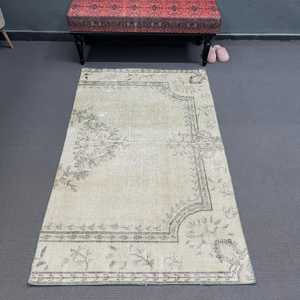 พรมวินเทจตุรกี ขนาด 3.6x6 ฟุต (109x183 ซม.) สีขาวดำ พรมเปอร์เซีย - Product Image 1