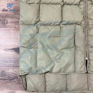 Vente en gros sur mesure Gilet bouffant à fermeture éclair léger et décontracté Gilets d'extérieur d'hiver résistants à l'eau bon marché - Product Image 2