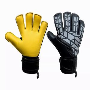 Gants de gardien de but de Football professionnel en Latex avec Protection des doigts pour enfants adultes gants de gardien de but de Football - Product Image 1
