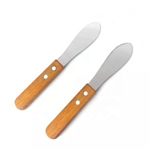 Cuchillo de acero inoxidable para mantequilla con mango de madera, esparcidor de cubiertos rústicos para mantequilla, queso y uso en comedor de cocina - Product Image 1