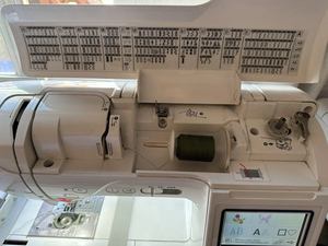 Máquina de Coser y Bordar Computarizada B-r-o-t-h-e-r SE1900 con Accesorios - Product Image 6