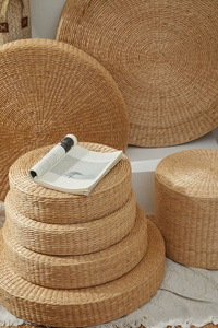 ชุดโต๊ะและม้านั่งทรงกลมผักตบชวาทำด้วยมือธรรมชาติเป็นมิตรกับสิ่งแวดล้อมสำหรับแนวคิดการตกแต่งแบบชนบท - Product Image 3