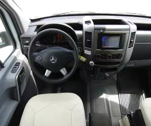 Mini Caravana Remolque para 4 Personas 4x4 con Nevera, Diseño Moderno y Ligero para Acampar y Viajar en Camioneta - Product Image 6