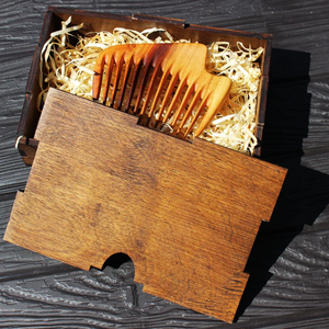 หวีไม้สะเดาธรรมชาติคุณภาพสูง |   หวีซี่ห่างขอบมนสำหรับนวดหนังศีรษะโดย saniya handicraft - Product Image 5