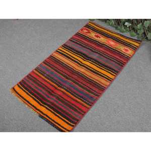 Alfombra Turca Vintage, Alfombra Pequeña de 1.9x3.6 pies, Alfombra de Lana con Diseño de Camuflaje Rojo y Azul - Product Image 2
