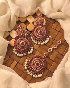 Venta al por mayor Top Venta de calidad de las mujeres de acero inoxidable Artificial Joyería Pendientes Conjuntos Precio barato para bodas - Product Image 3