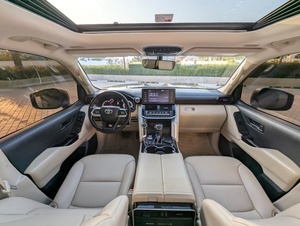 รถ SUV ปี 2024 พวงมาลัยซ้าย เบนซิน ขับเคลื่อน 4 ล้อ เทอร์โบ เกียร์อัตโนมัติ เบาะหนังสีเข้ม หลังคาซันรูฟแบบพาโนรามา - Product Image 2