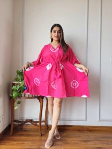 Caftan léger sur mesure pour l'été et les centres de villégiature Silhouette ample pour les clients de la boutique et les revendeurs de vêtements - Product Image 2