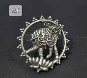 OM Fashion Studio Bague en argent allemand Bijoux pour femmes Élégant Design traditionnel Léger Multi-Fonction pour Ethnique Décontracté - Product Image 5