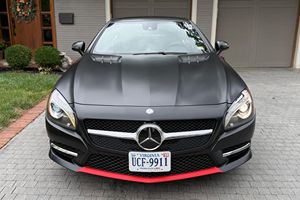 Mercedes-Benz SL550 Mille Miglia 417 Edition 2016 Usado ~30,000 Millas, Motor V8 Biturbo, Mayormente sin Modificaciones, Asientos de Cuero Traseros - Product Image 5
