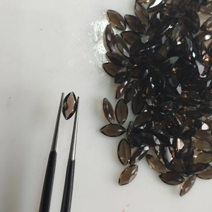 ควอตซ์สโมคกี้ธรรมชาติ 8x4 มม. ทรงมาร์คีส์ คุณภาพดีที่สุด สำหรับทำเครื่องประดับ - Product Image 1