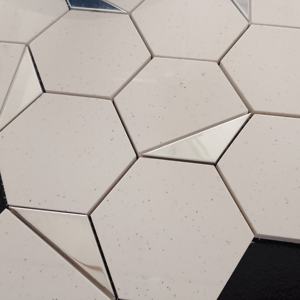 Moonstone Hexa 73mm Hexagone Argent PVD Carrelage de mosaïque en céramique vitrifiée pour les zones de jacuzzi et de spa Murs de piscine Jardin - Product Image 4