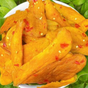 Mangue mûre naturellement douce marinée avec un peu de sel et de piment pour un goût légèrement épicé - Product Image 3