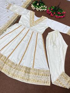 Nuevo diseñador Party Wear Heavy Japan Satin Top con Dupatta para bodas y festivales Material de calidad premium Designer Wear - Product Image 3