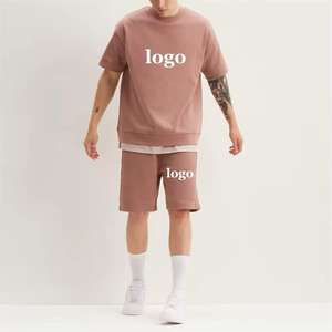 Traje de ropa deportiva para hombre con logotipo personalizado, pantalones cortos y camisetas de 2 piezas, ropa de entrenamiento y jogging por sublimación ecológica para verano - Product Image 1