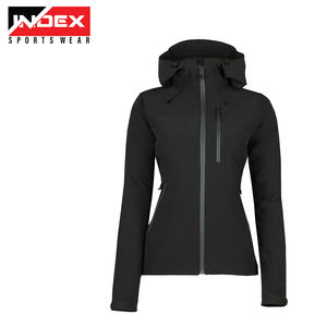 Veste de randonnée softshell fonctionnelle pour femmes coupe-vent avec poches utilitaires pour une meilleure vie en plein air - Product Image 1