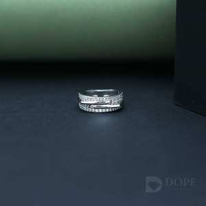 Sparkle Band Double Row Diamond Delight Glamour Gleam Ring Pave Crossover Band Shimmering Infinity Acier inoxydable Or 14K - Product Image 4