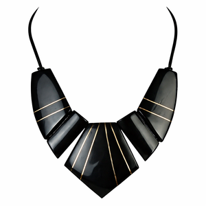 Collar con Colgante de Resina Étnica Tallada con Cordón de Tela y Cierre Metálico - Product Image 4