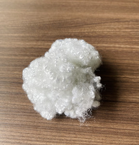 Cao Bulkiness siliconized <span class=keywords><strong>Polyester</strong></span> STAPLE sợi giá thấp tái chế nhồi cho bê tông gối & ghế sofa cho quay - Product Image 4