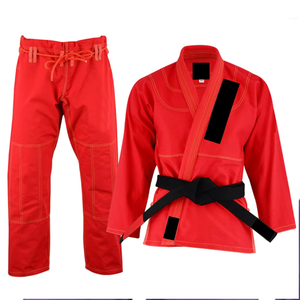 Uniforme de karaté professionnel pour adultes, vêtements d'arts martiaux doux et confortables avec logo personnalisé sur le devant, durable et respirant - Product Image 1