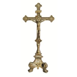 Altar de crucifijo de iglesia de tendencia superior de latón hecho a mano de Metal de buena calidad grabado a mano Decoración de mesa de boda Altar - Product Image 3