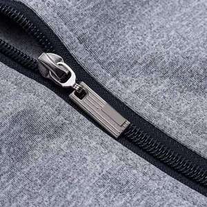 Vente en gros Tenues de jogging unisexes en molleton technique avec logo personnalisé Tenues de sport deux-pièces d'hiver avec capuche Survêtements pour hommes - Product Image 4