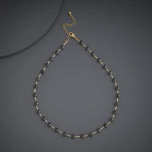 Collier Tendance Vintage 183974 en Alliage de Zinc avec Diamants et Perles, Motifs Chics Croix, Étoile, Papillon, Géométriques, Lettres et Boules pour Fêtes - Product Image 1