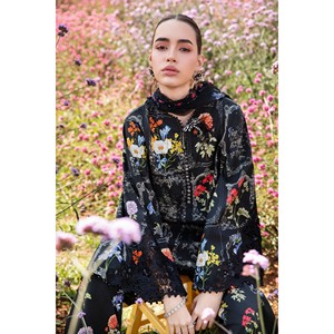 Conjunto de traje Maria.B para mujer de 3 piezas: camisa de lino bordada y estampada con dupatta de gasa y pantalón estampado - BIC-2521 - Product Image 6