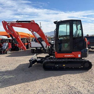 Entretien Facile pour l'Excavatrice sur Chenilles Kubota KX057-5 de 5,5 Tonnes avec Godet de 0,06 m, Puissance de 110 kW, Garantie de 4 Ans, Machine de Terrassement - Product Image 2