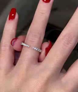 Anillo de Compromiso con Diamante Moissanite de Corte Pera de 3 Quilates, Conjunto Étnico de Oro Amarillo y Plata de Ley 925 con Engaste de Garras, Anillo de Boda IGI - Product Image 2