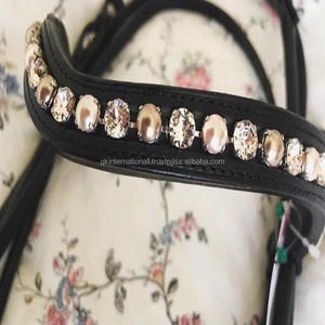 Banda para cejas de caballo de cuero de canal vacío de diseño personalizado hecho a mano de alta calidad con incrustaciones de cristales dorados y perlas banda para cejas ostentosa - Product Image 1