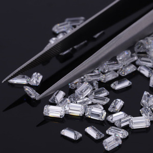 Diamante Esmeralda Suelto de 0.5 CT Cultivado en Laboratorio para Fabricación de Joyería de Precisión - Product Image 4